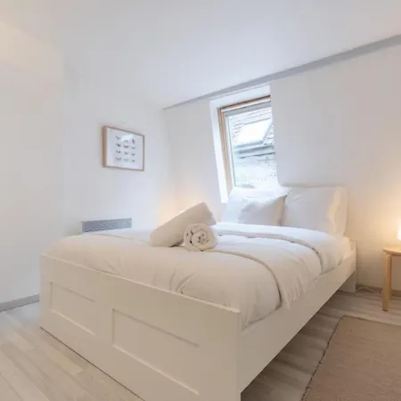 Vieux Bright Duplex ! 3pers